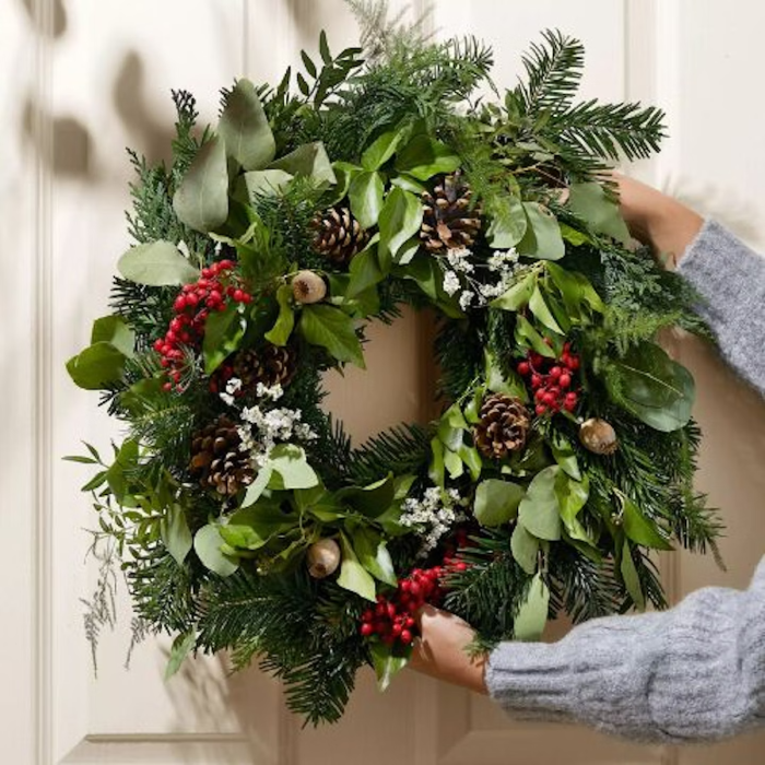 Christmas Wreaths and Garlands