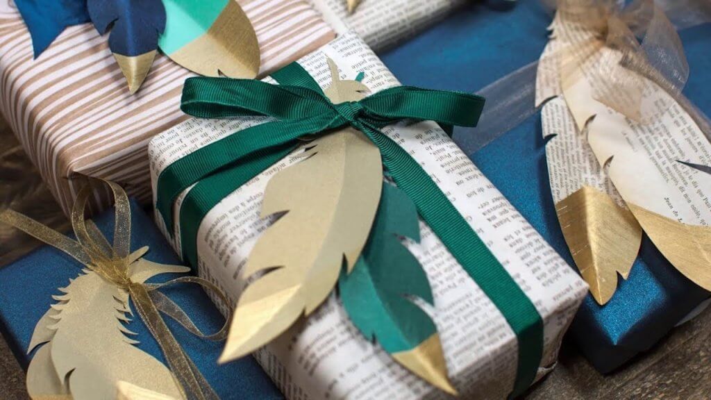 creative ways to enhance gift wrapping