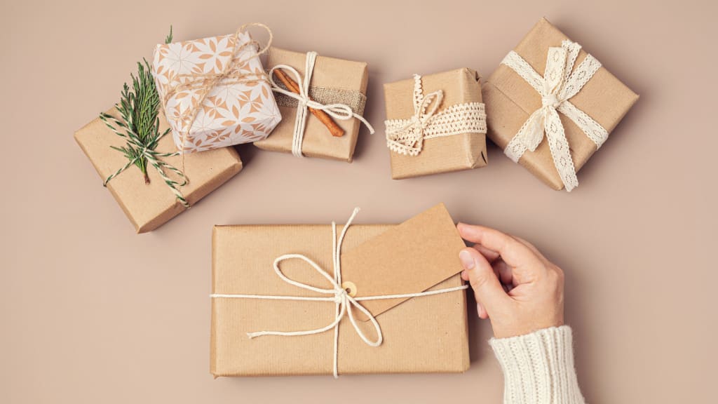 Add thoughtful gift tags to your thankyou presents