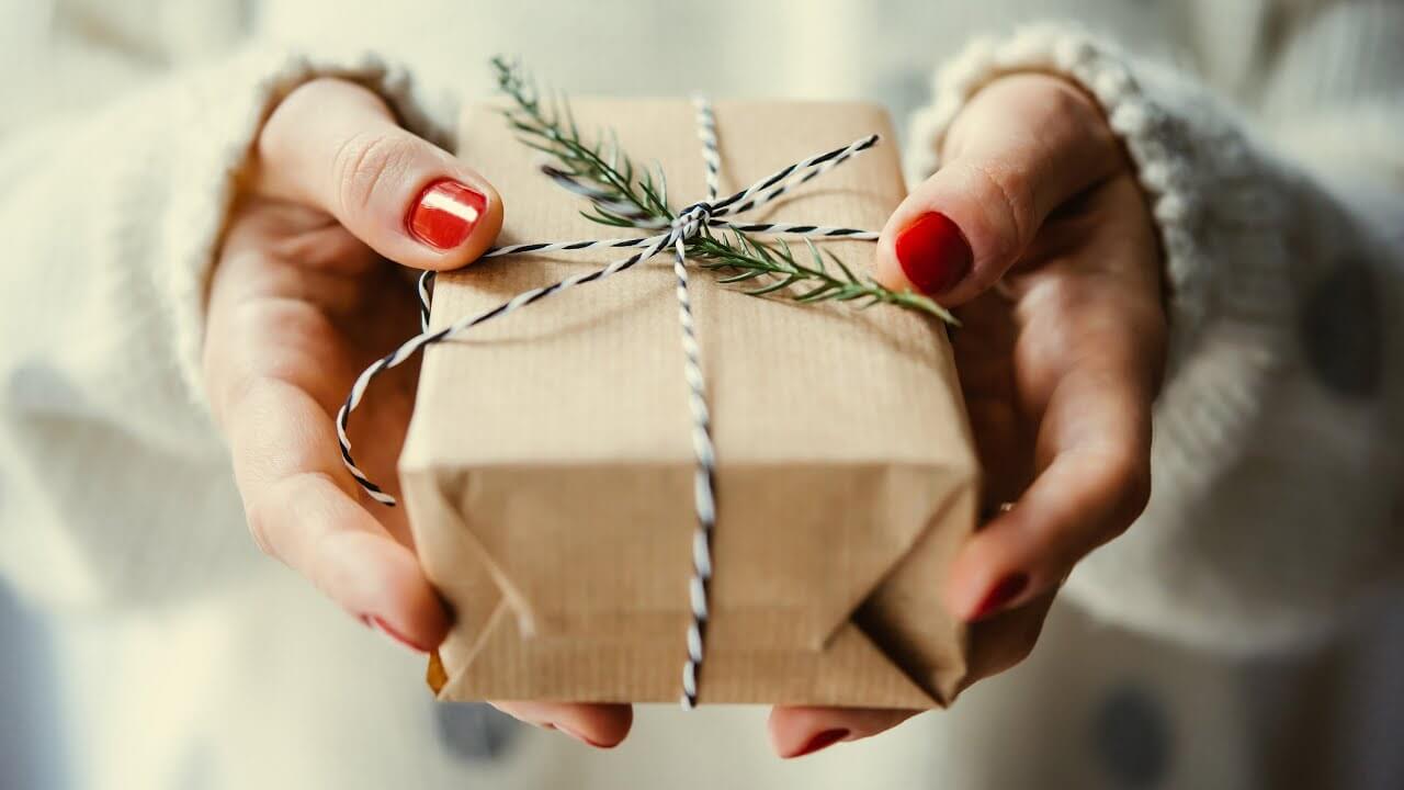 Valentine spiritual messages about gift-giving